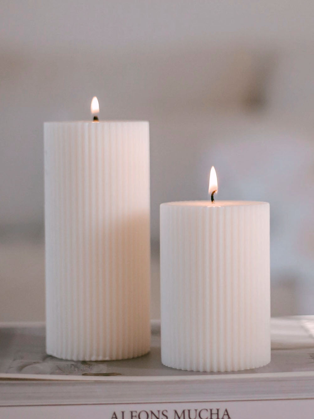 Bloklys i rapsvoks med riller