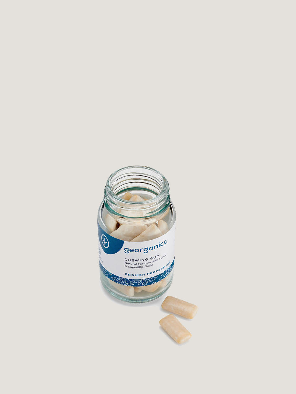 Plastikfrit tyggegummi i en beholder af glas