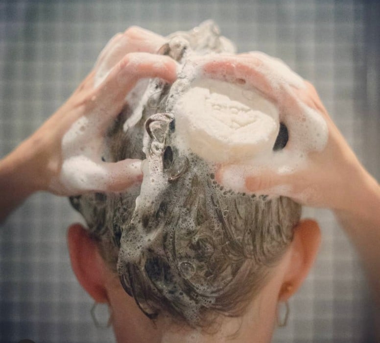 Sådan bruger du en shampoobar