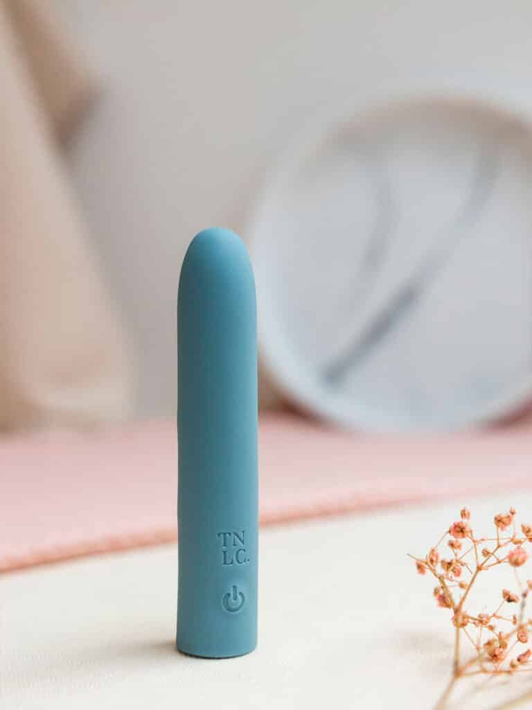 Elemi bullet vibrator