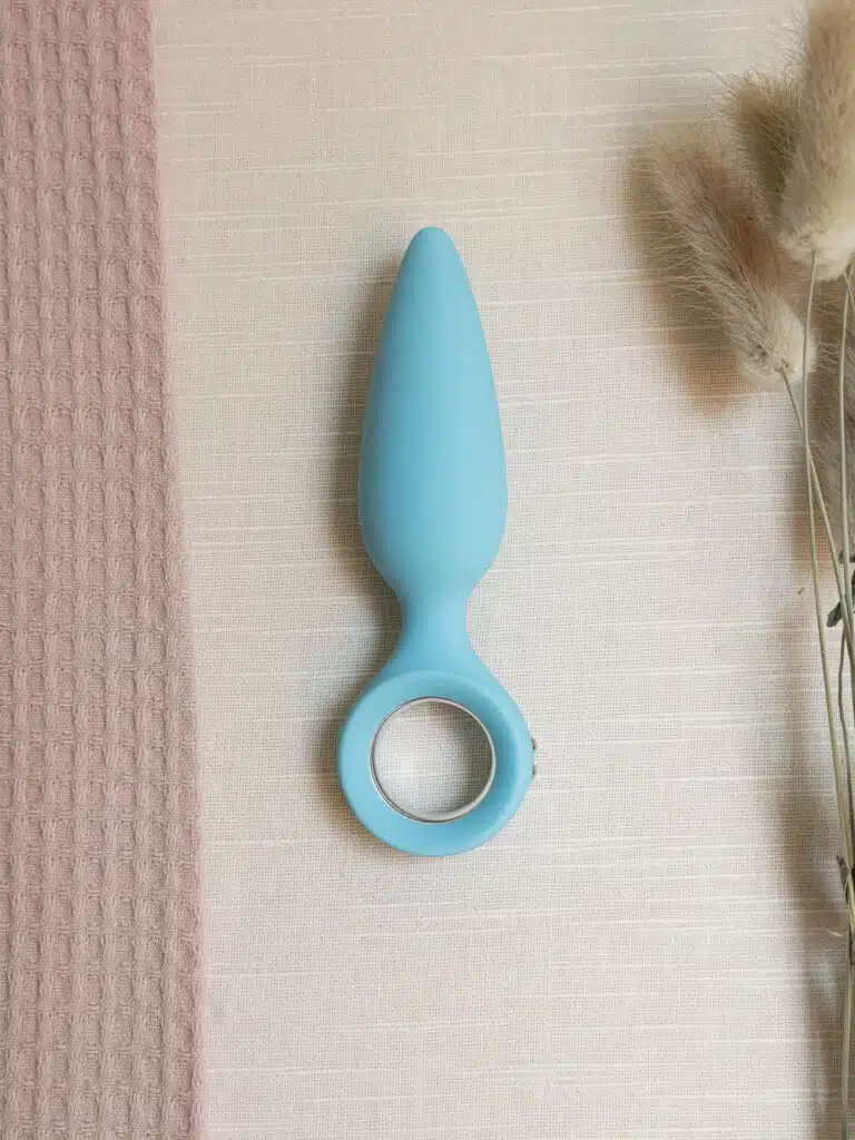 Buttplug med vibrator I silikone